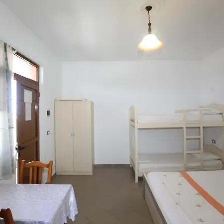 Oden Apartmán Ksamil